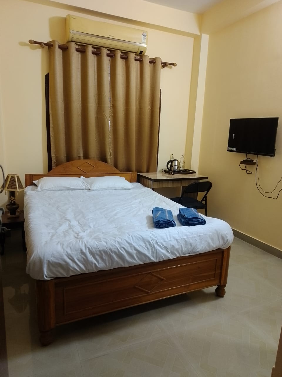 Room 1