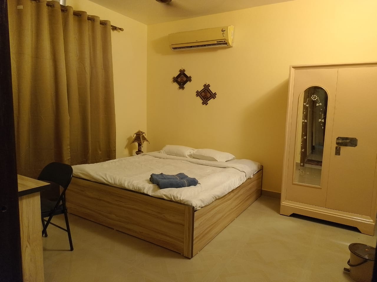 Room 3